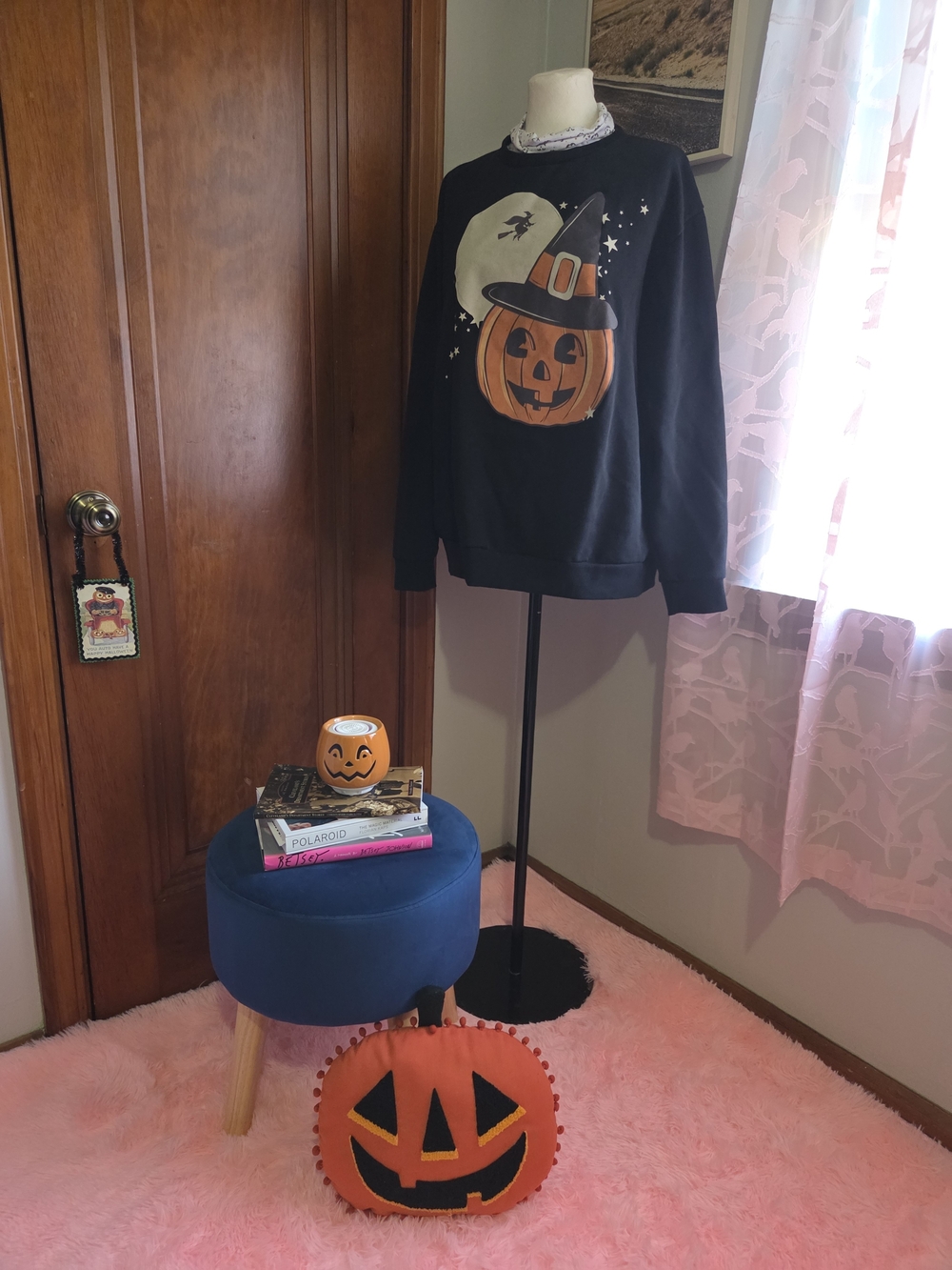 Black Halloween Pumpkin Graphic Pullover Sweatshirt